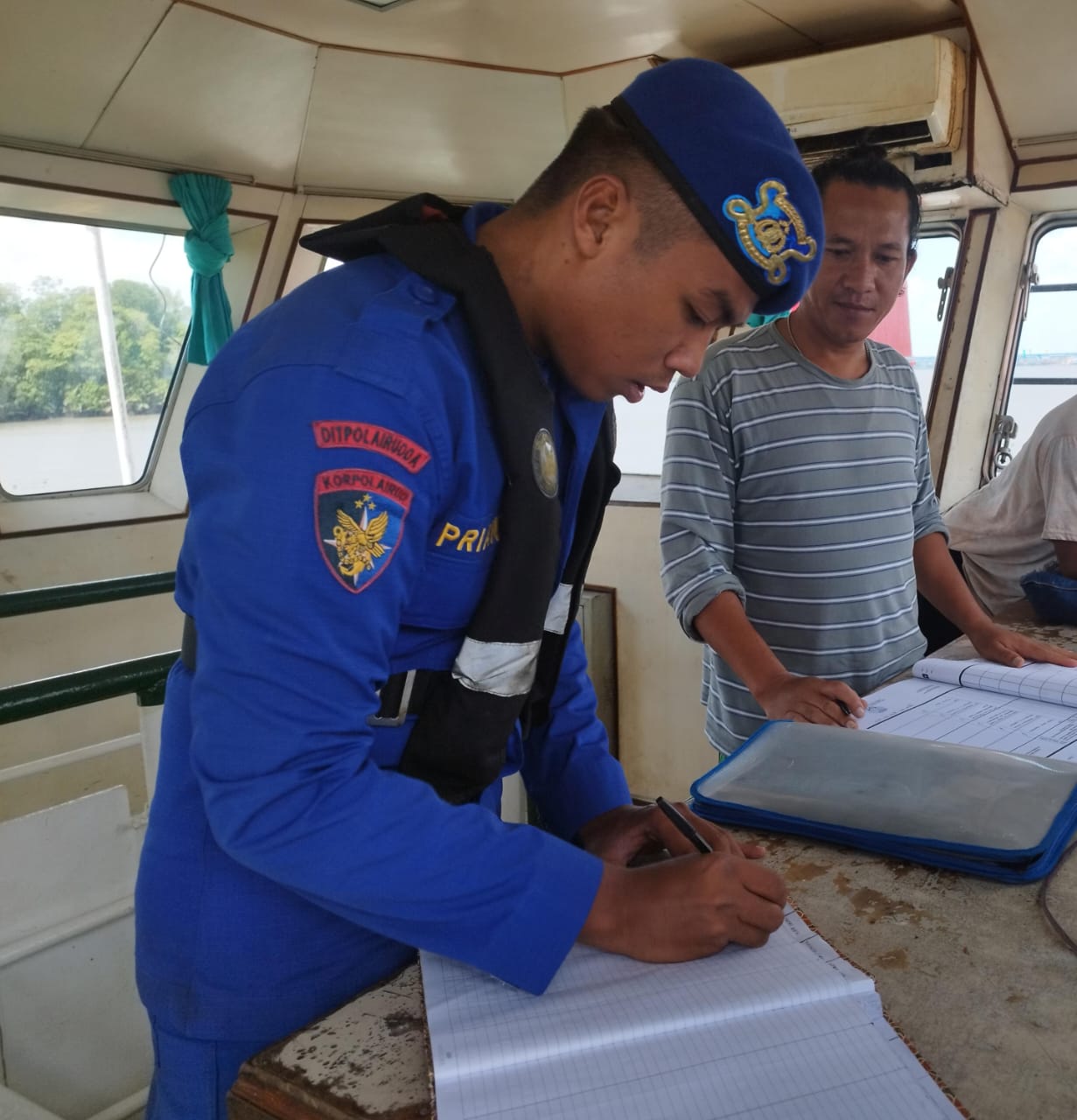 Waspadai Aksi Terorisme, Ditpolairud Imbau Pelayar Di Das Kumai