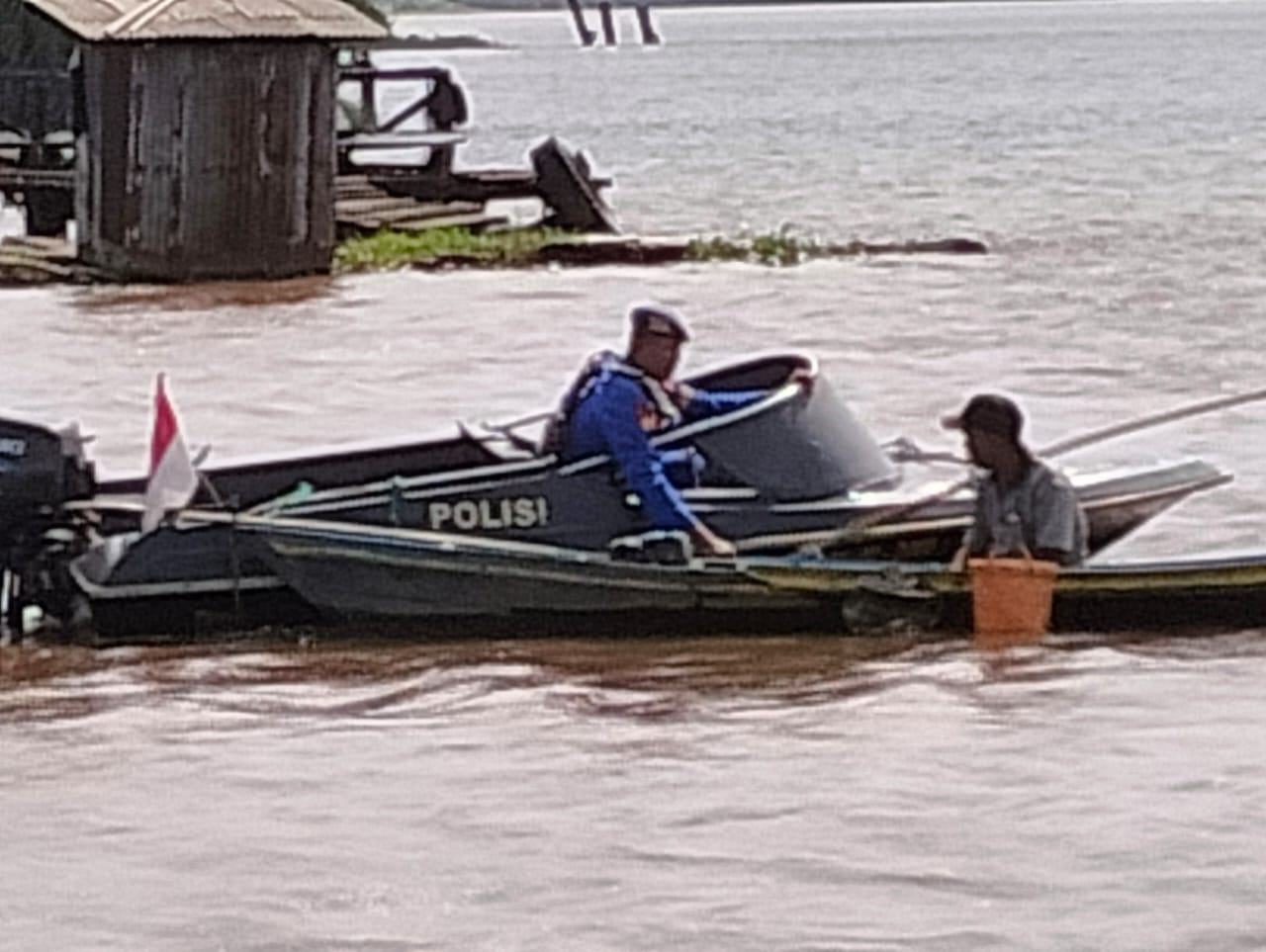 Sosialisasikan Bahaya Bahan Kimia, Ditpolairud Imbau Nelayan Jaga Ekosistem Sungai