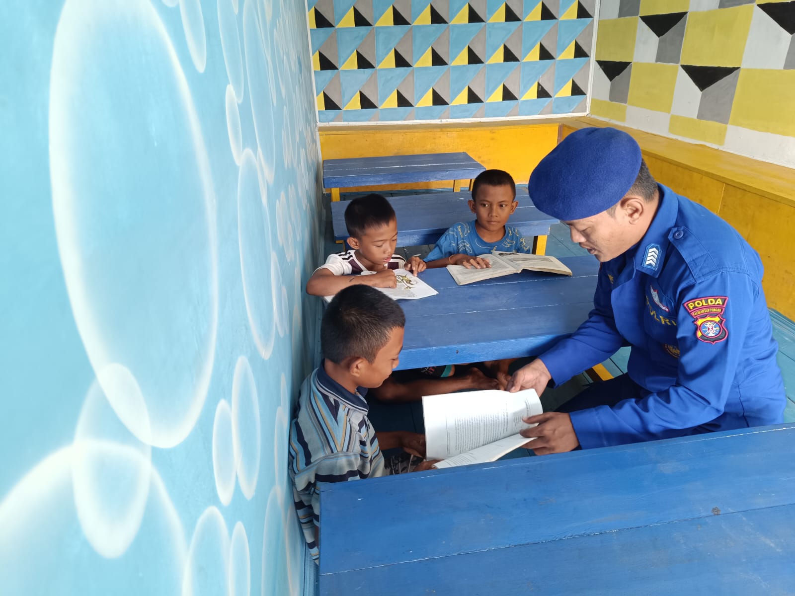 Fasilitasi Belajar Anak-anak, Mako Perwakilan Samuda Masih Rutin Dikunjungi