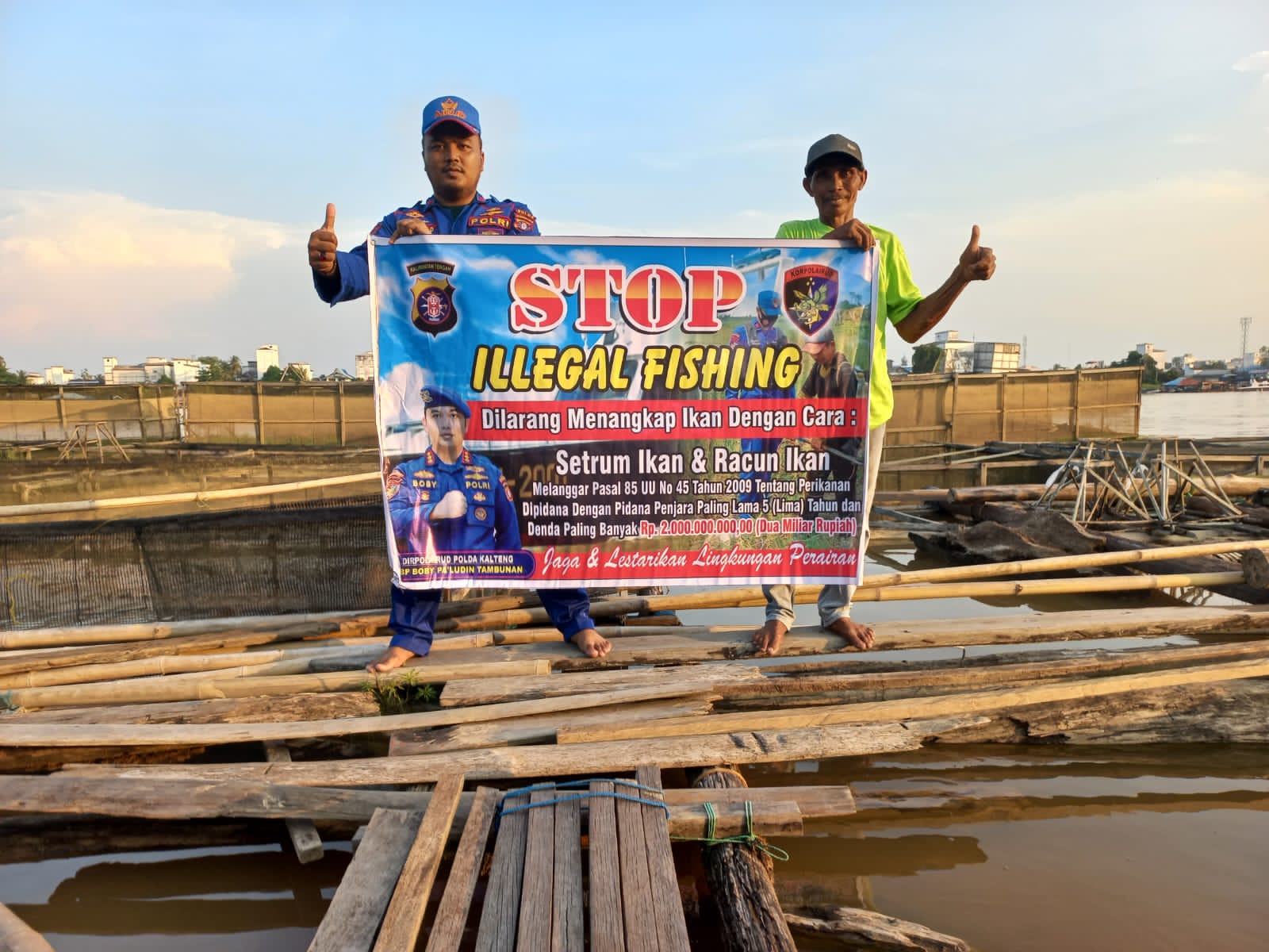 Cegah Aksi Ilegal Fishing, Personel KP XVIII 2001 Ditpolairud Berikan Edukasi Kepada Masyarakat Kelurahan Jelapat
