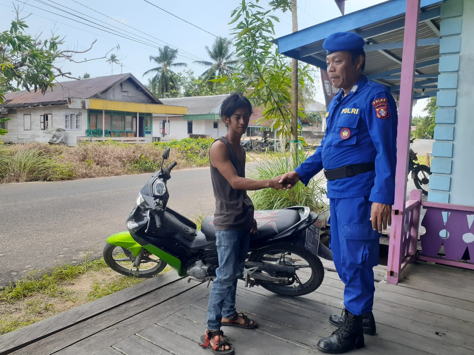 Pastikan Sitkamtibmas Aman, Personel Ditpolairud Laksanakan Patroli Diaolgis