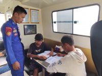 KMH Ditpolairud Menjadi Objek Pelajar Untuk Mengisi Hari Libur