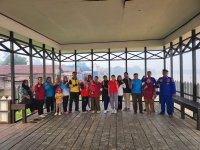 Ditpolairud Ajak Masyarakat Desa Tumbang Rungan Rutin Senam Pagi