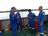 Cegah Paham Radikaisme Dan Anti Pancasila Di Media Sosial Personel KP XVIII 2001 Ditpolairud Berikan Imbauan Kepada Masyarakat