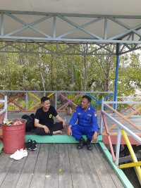 Berikan Pelayanan Prima, Personel Ditpolairud Laksanakan Pengamanan Di Pantai Bakau