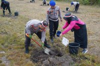 Personel Ditpolairud Ikuti Kegiatan Penanaman Pohon Di Mako Satbrimob Polda Kalteng 