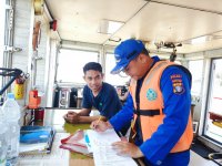 Tertibkan Pelayaran di Das Kahayan, Ditpolairud Masifkan Kegiatan Patroli